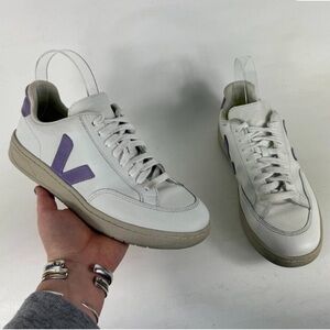 Veja V12 Sneakers Women's 8 White Purple Leather Lace-Up Low Top Running Shoes